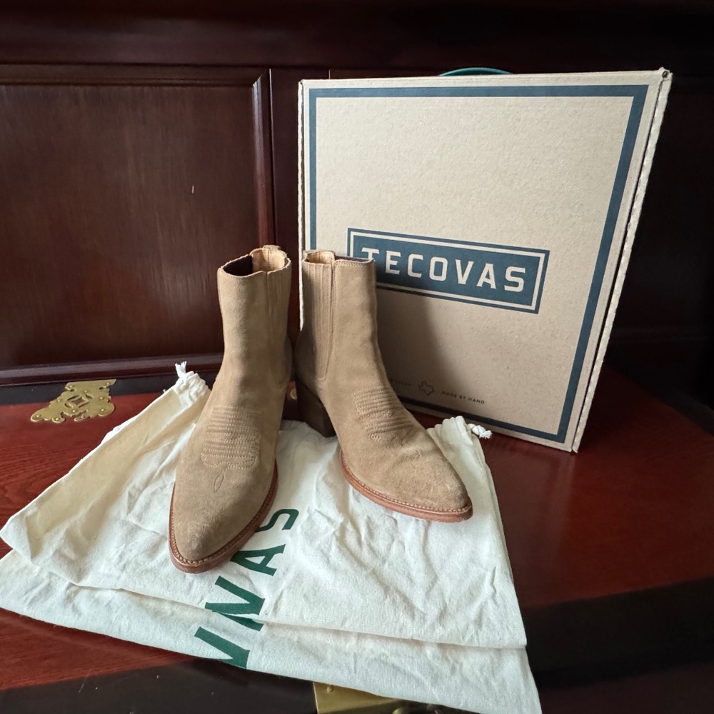 TECOVAS Latte Suede "Taylor" Cowgirl Boots - 9.5B - XLNT - Picture 11 of 13